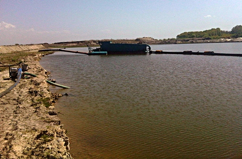 Очистка озера и водоемов